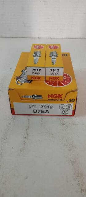 7912-d7ea Ngk Spark Plug 7912 D7ea Lot Of 12