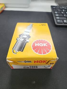 Cr7hs Ngk Qty 10 # Spark Plug Stock No. 7223 - Pack Of