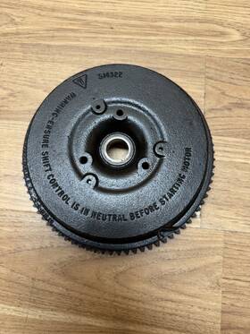 0584820 Omc 1996-2001 25 35 Hp Johnson Evinrude Outboard Flywheel Electric Start