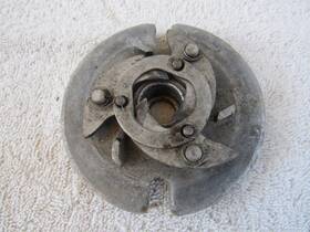 Omc 72-1083 Johnson Evinrude Antique Outboard Motor Starter Ratchet Plate 1939-1951 1-2.5hp