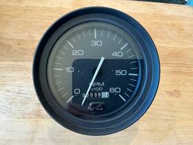 25451 Sea Ray New Searay 5 Inch Tachometer With Hour Counter P/n