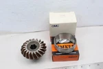 Nos Oem Genuine Omc Johnson/evinrude Pinion Gear & Bearing 979855 907879 379585. Fixed Price $47.49.