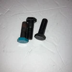 908375, 0908375 Bolt (flywheel Coupler) Qty Nos OMC93. Fixed Price $18.00.