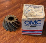 Nos Johnson Evinrude Omc 315533, 0315533 Pinion Gear Oem New. Fixed Price $43.16.